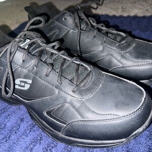 Black size 13 mens Sketcher Sneakers